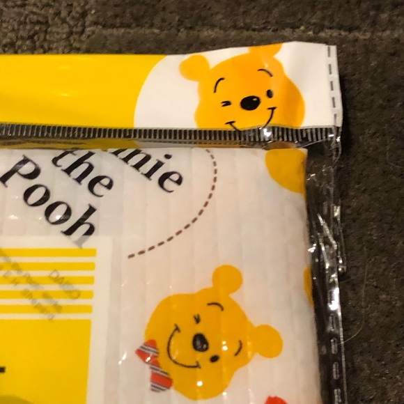 Winnie the Pooh Picnic Mat Japan Exclusive Disney Waterproof Outdoors Kawaii - Picture 7 of 7